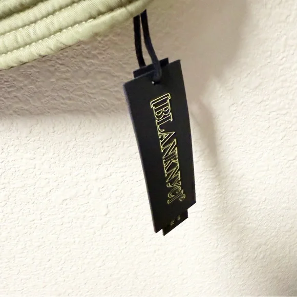 NEW Blank NYC Green Quilted Bomber Jacket XS NWT - Picture 3 of 4